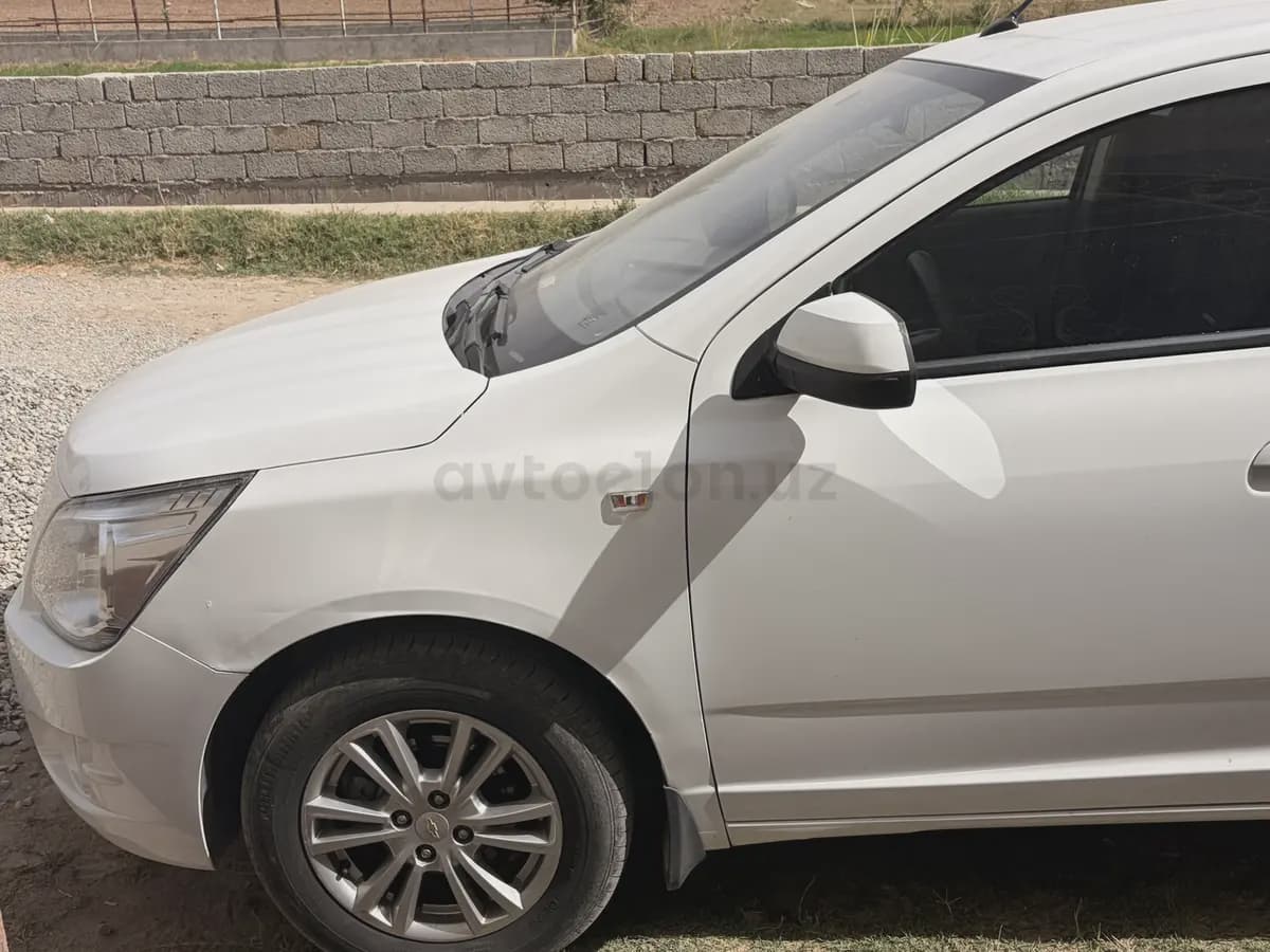 Chevrolet Cobalt, 4 позиция 2022 — 5