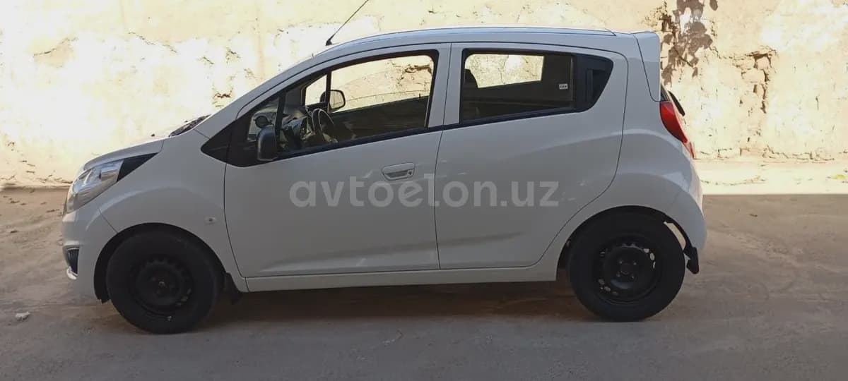 Chevrolet Spark, 2 позиция 2018 — 4