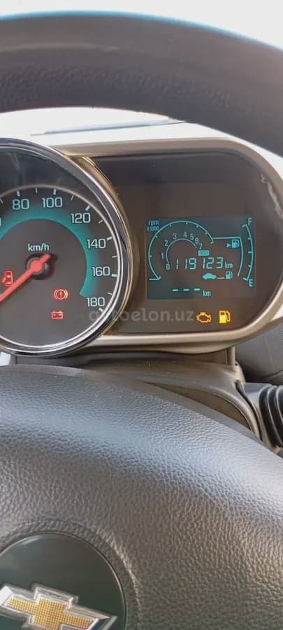 Chevrolet Spark, 2 позиция 2018 — 5