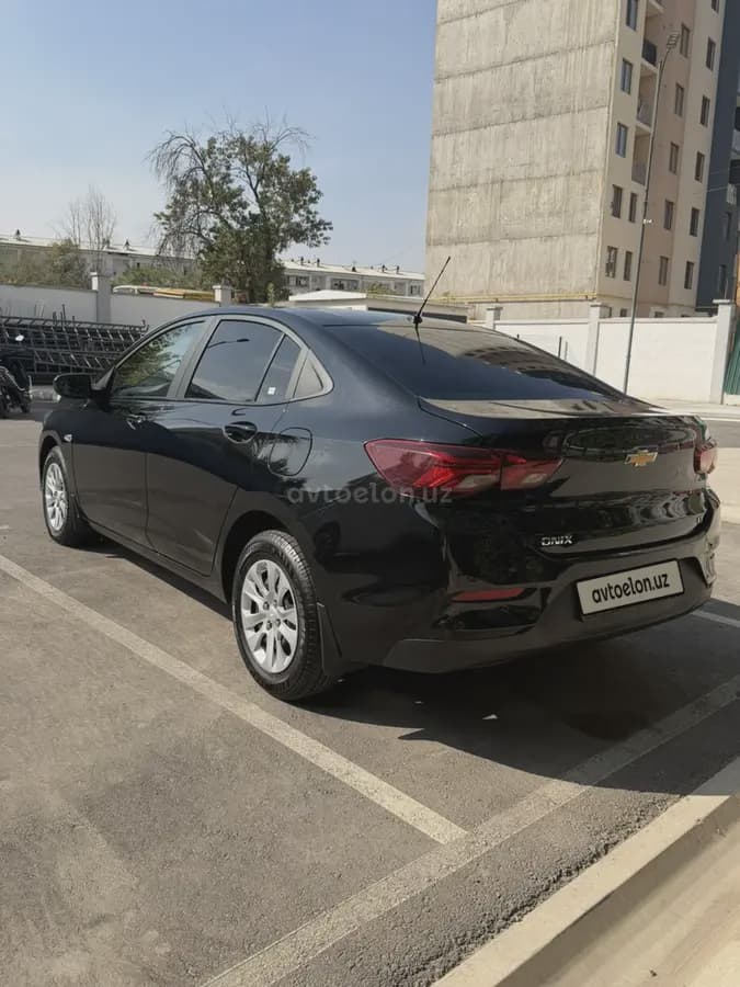 Chevrolet Onix 2025 — 5