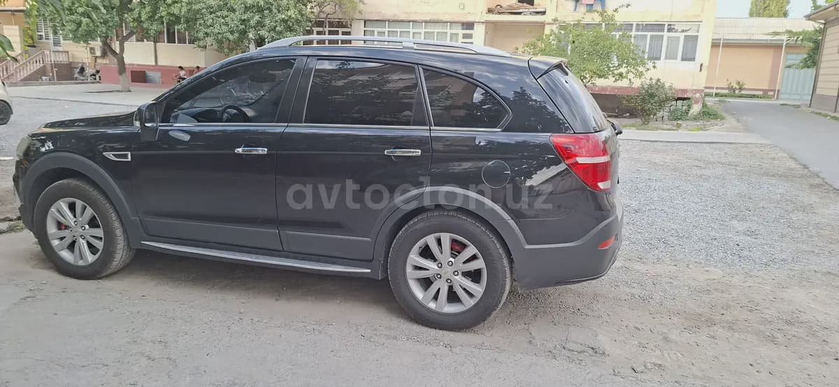 Chevrolet Captiva, 4 позиция 2012 — 4