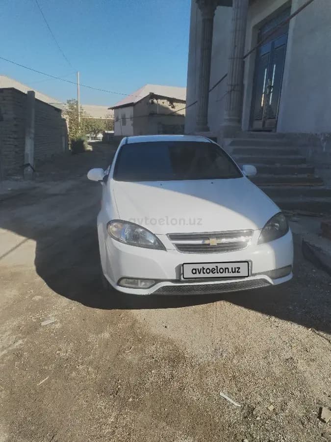 Chevrolet Gentra, 1 позиция 2015 — 1