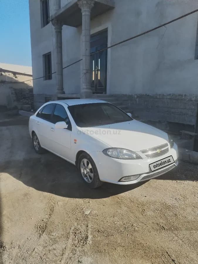 Chevrolet Gentra, 1 позиция 2015 — 2