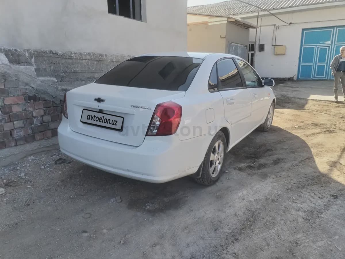 Chevrolet Gentra, 1 позиция 2015 — 5