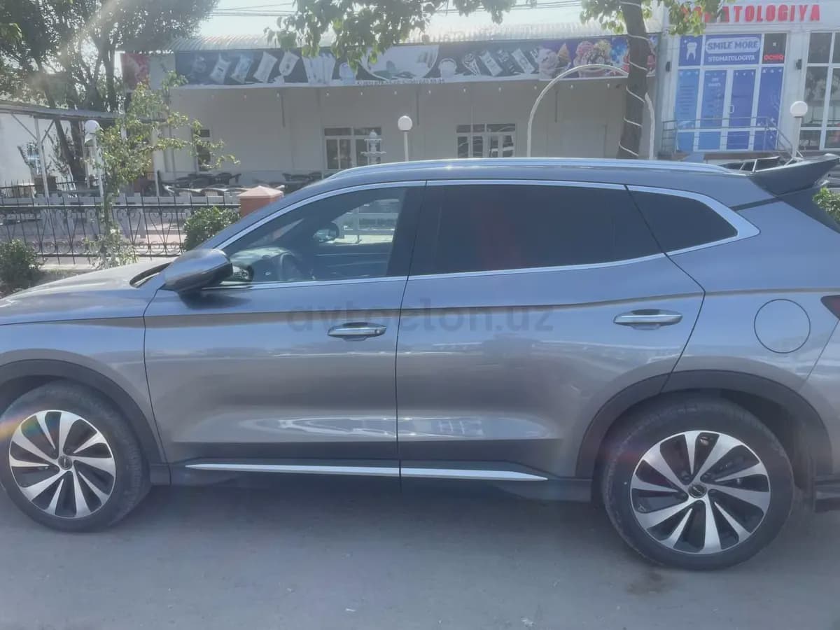 BYD Song Plus DM-i Champion 2026 — 2