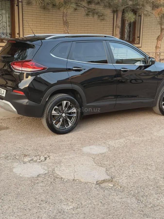 Chevrolet Tracker 2 2023 — 2