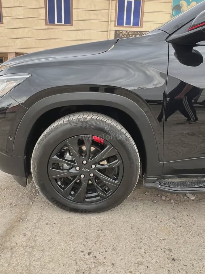 Chevrolet Tracker 2 2025 — 3