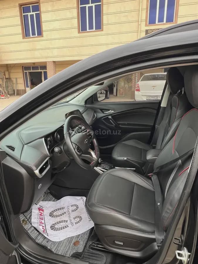 Chevrolet Tracker 2 2025 — 4