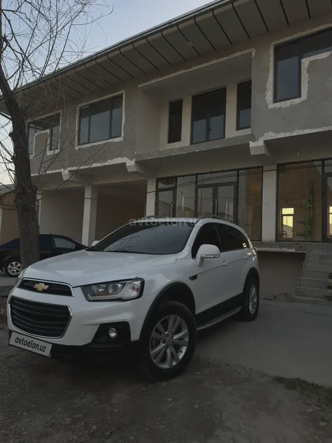 Chevrolet Captiva, 4 позиция 2017 — 1