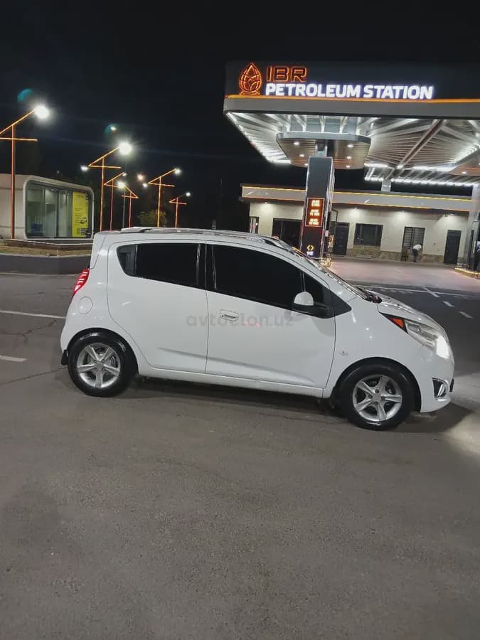 Chevrolet Spark, 4 позиция 2018 — 1