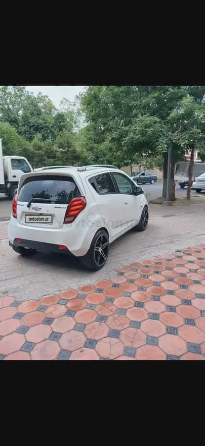Chevrolet Spark, 4 позиция 2015 — 3