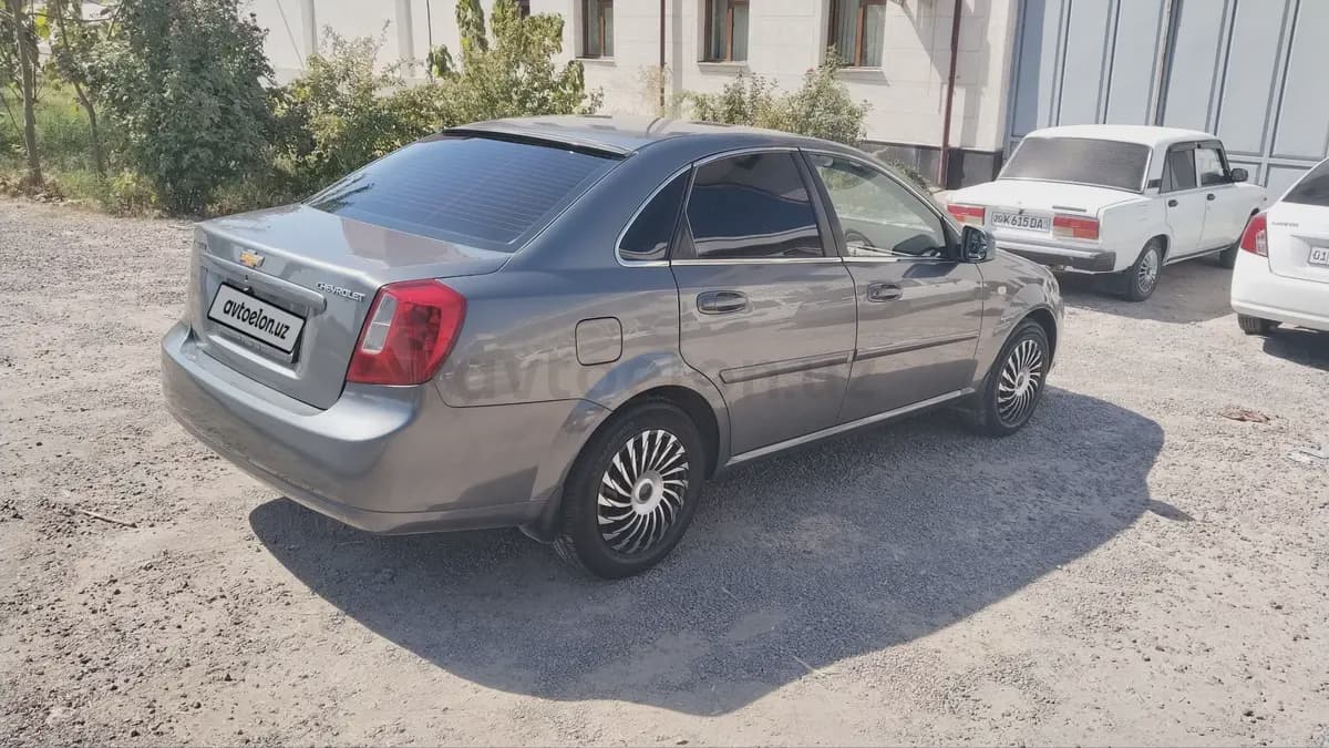 Chevrolet Gentra, 1 позиция 2015 — 1