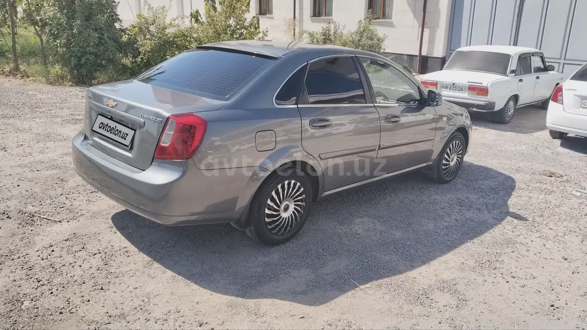 Chevrolet Gentra, 1 позиция 2015 — 3