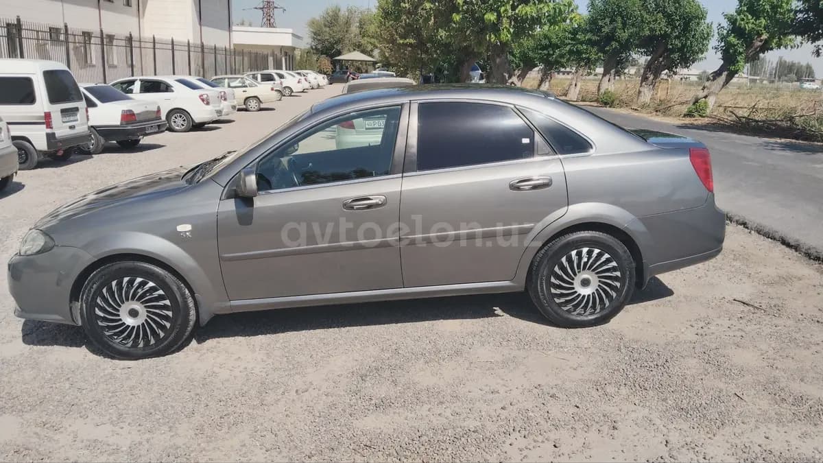 Chevrolet Gentra, 1 позиция 2015 — 5