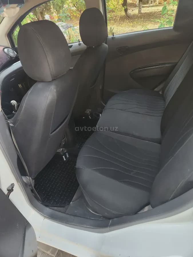 Chevrolet Spark, 2 позиция 2018 — 3