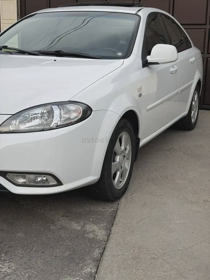 Chevrolet Gentra, 3 позиция 2017 — 1