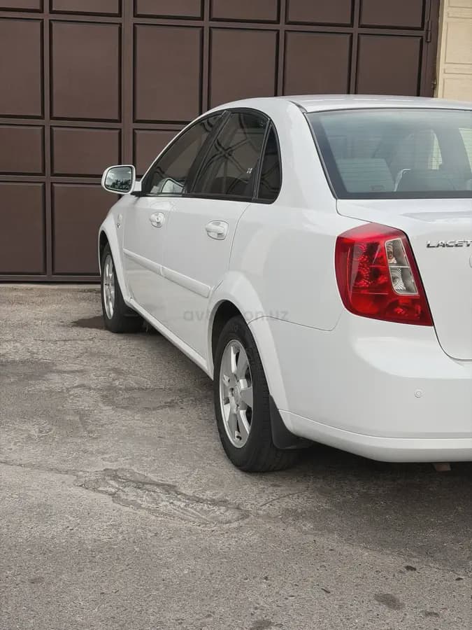Chevrolet Gentra, 3 позиция 2017 — 4