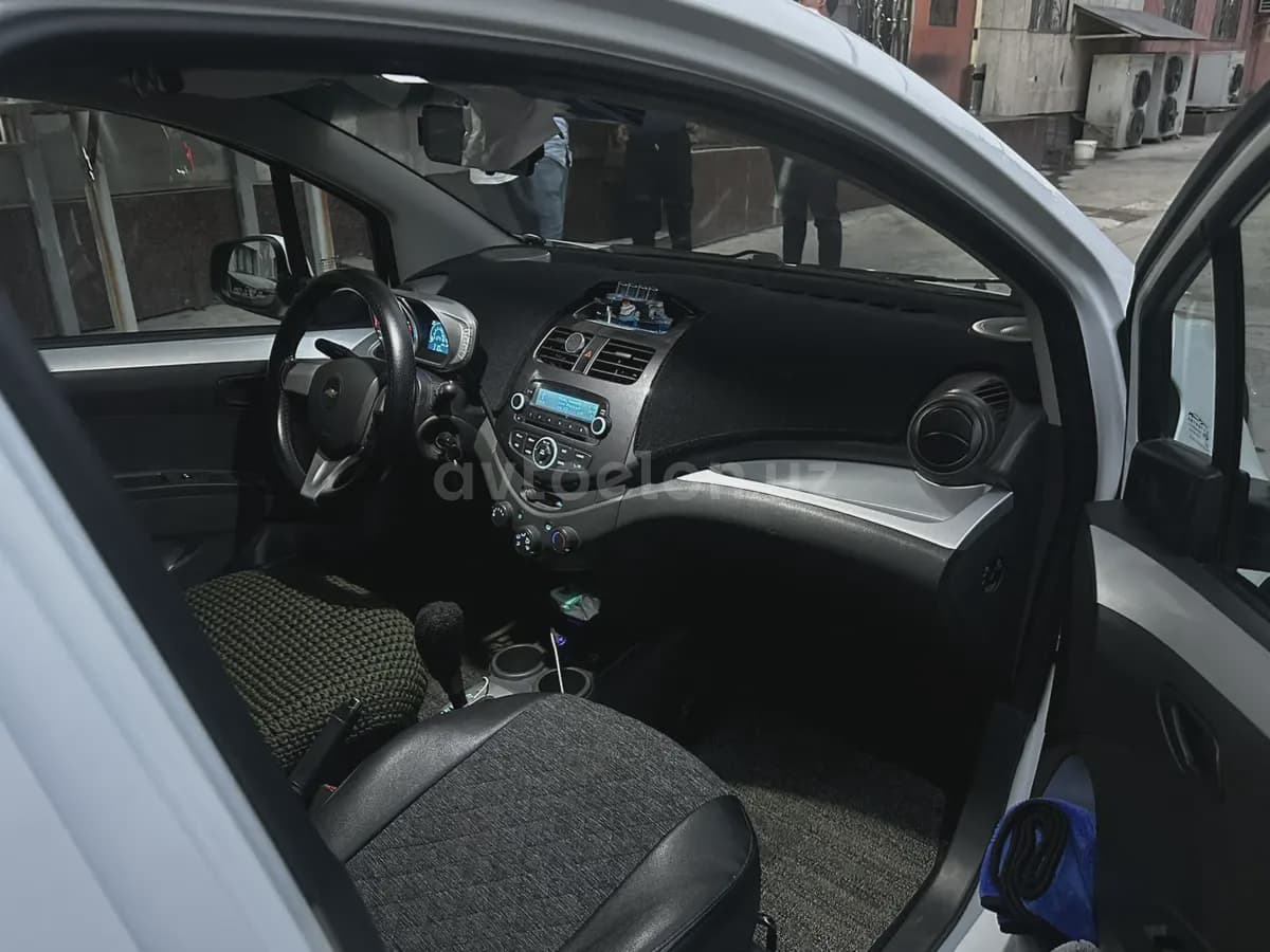 Chevrolet Spark, 3 позиция 2020 — 4