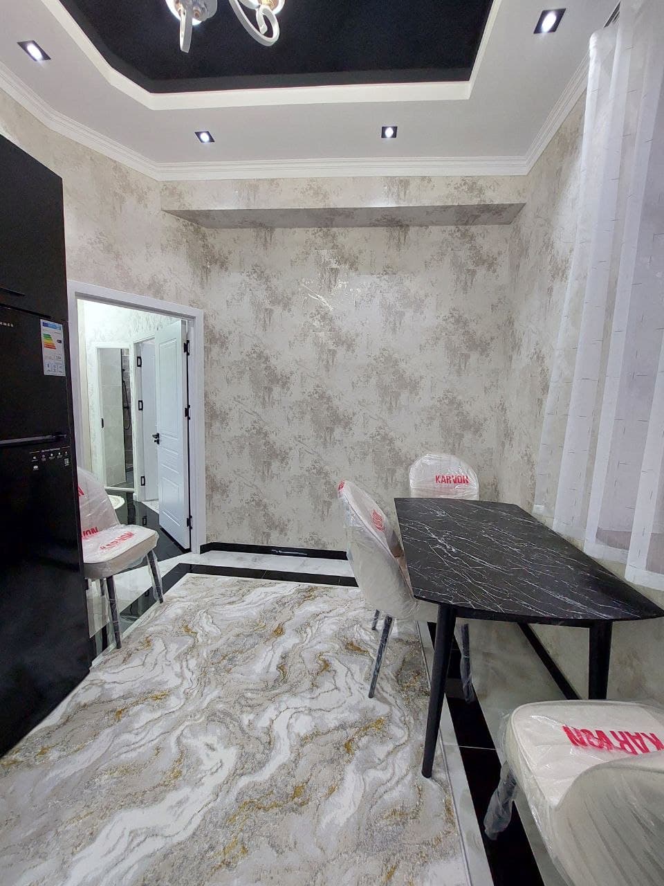 2 xona sotiladi — 3