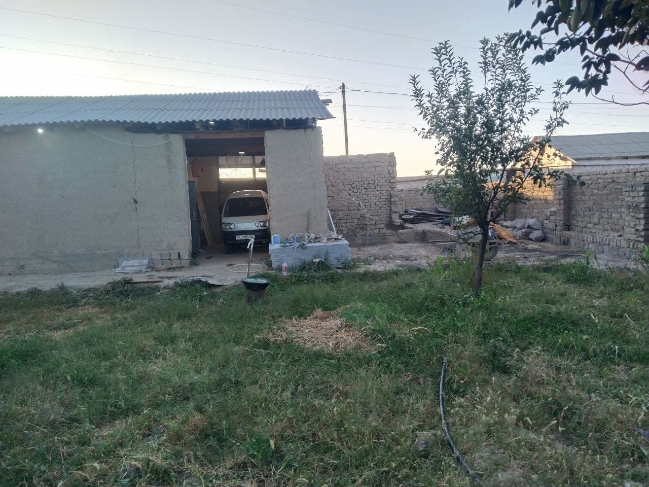 hovli sotiladi 6 sotix 3xonali — 4