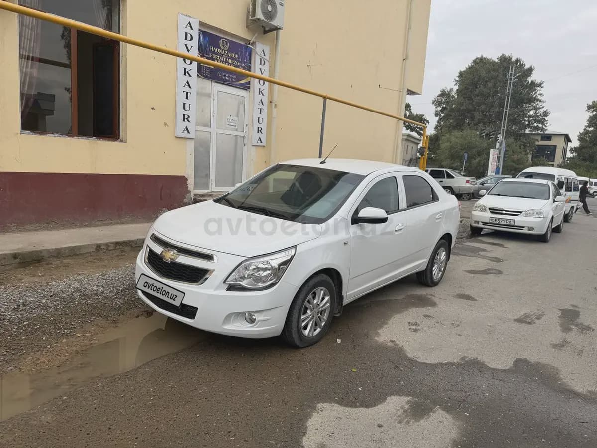 Chevrolet Cobalt, 4 позиция 2023 — 3
