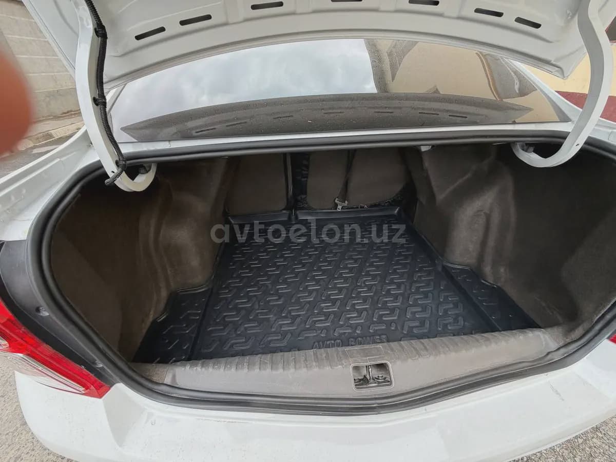 Chevrolet Cobalt, 4 позиция 2023 — 5