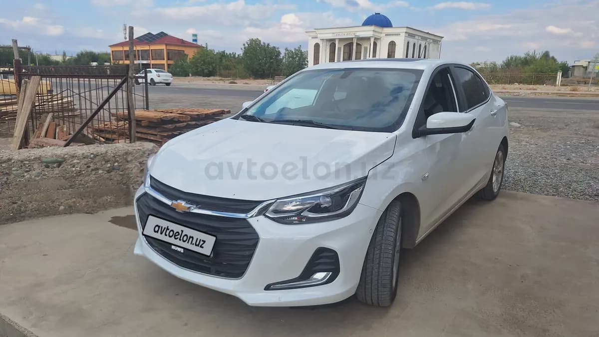 Chevrolet Onix 2026 — 3