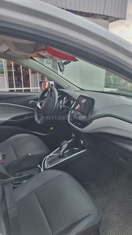 Chevrolet Onix 2026 — 5