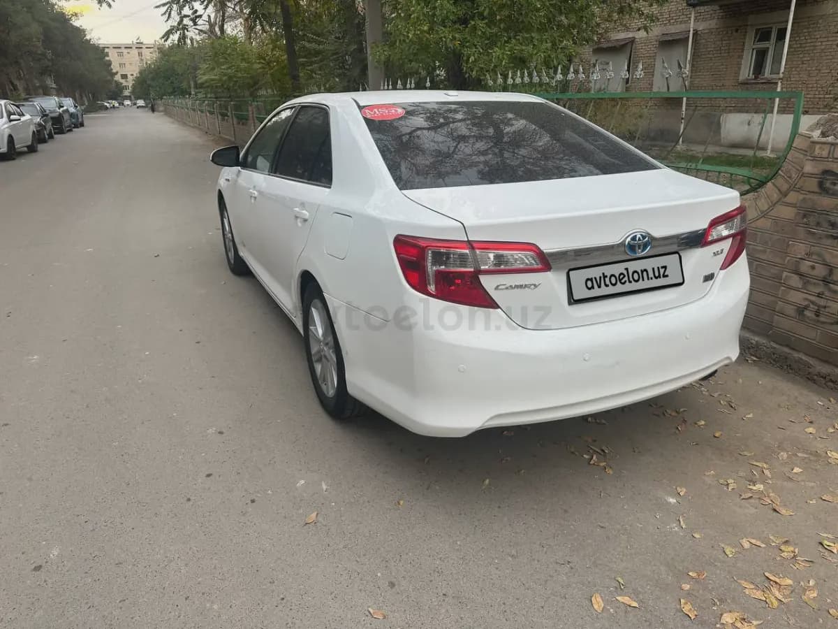 Toyota Camry 2012 — 4