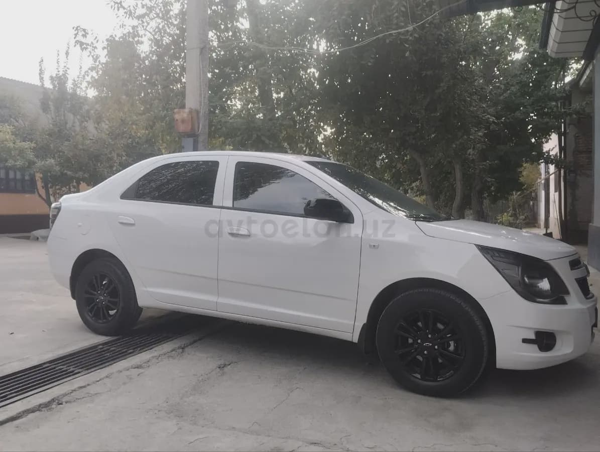Chevrolet Cobalt, 4 позиция 2025 — 3