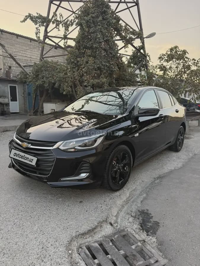 Chevrolet Onix 2025 — 2