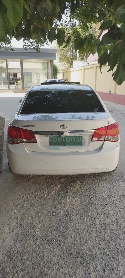 Chevrolet Lacetti, 2 позиция 2009 — 5