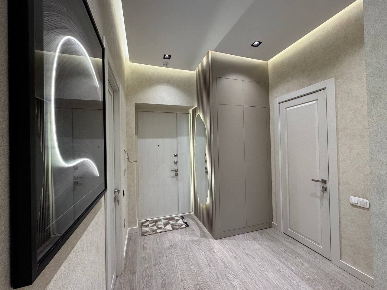 Продаётся 2-x квартира в ЖК “Infinity”Ориентир: ул.Садыка Азимова, Ц-1 — 2