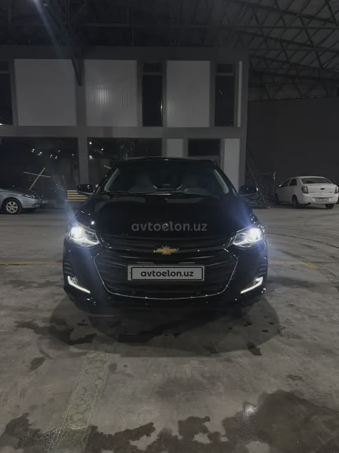 Chevrolet Onix 2025 — 1