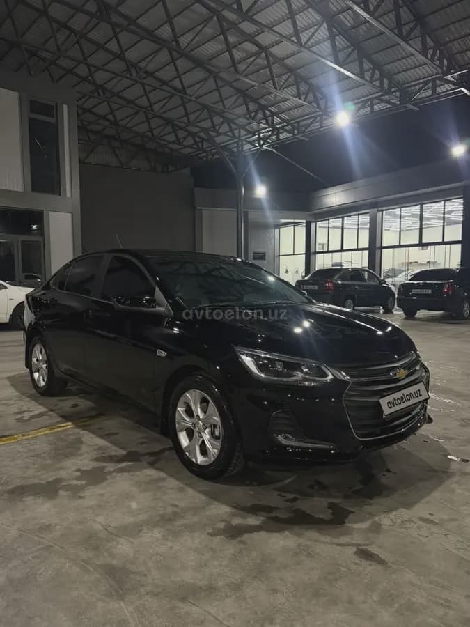 Chevrolet Onix 2025 — 4