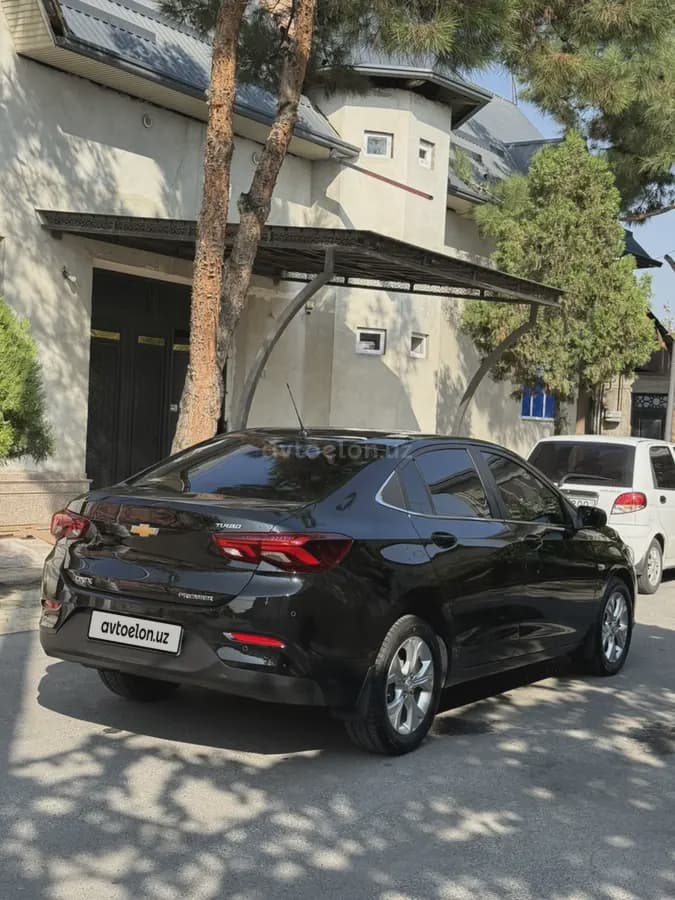 Chevrolet Onix 2024 — 4