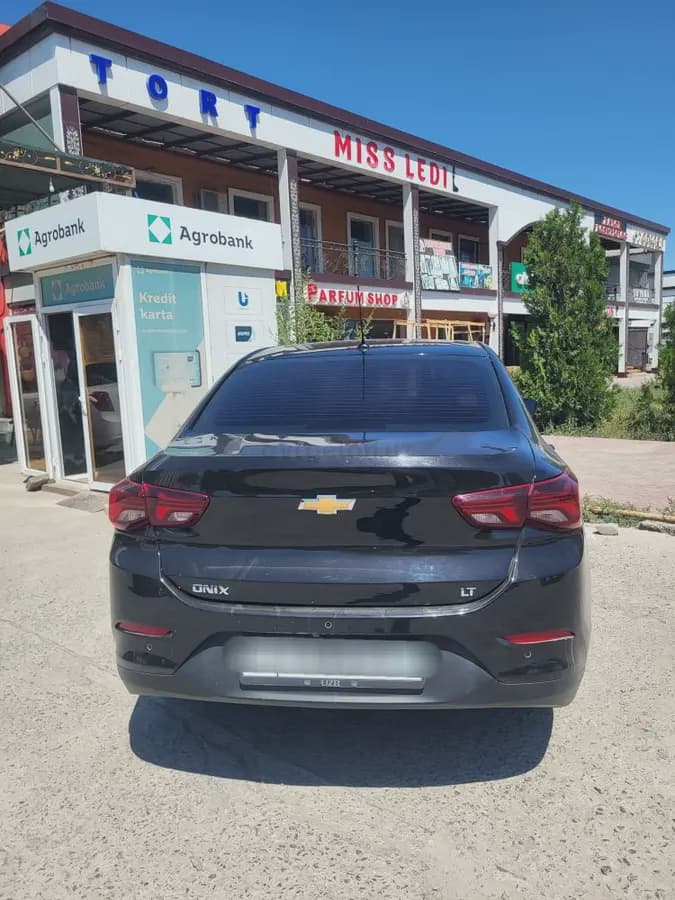 Chevrolet Onix 2023 — 4
