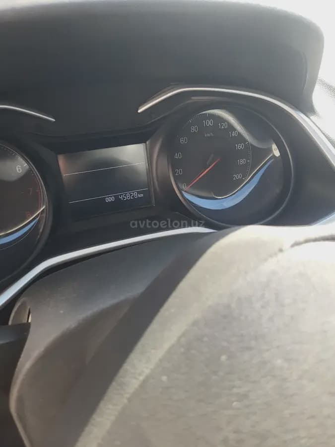Chevrolet Onix 2023 — 5