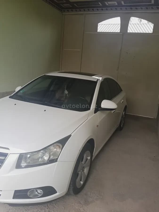 Chevrolet Cruze 2009 — 2