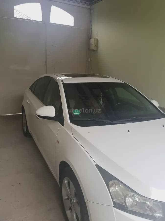 Chevrolet Cruze 2009 — 3