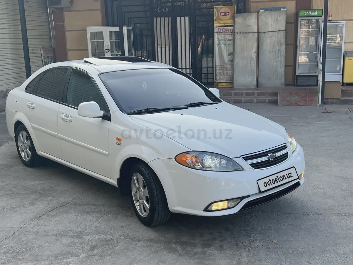 Chevrolet Gentra, 3 позиция 2015 — 2