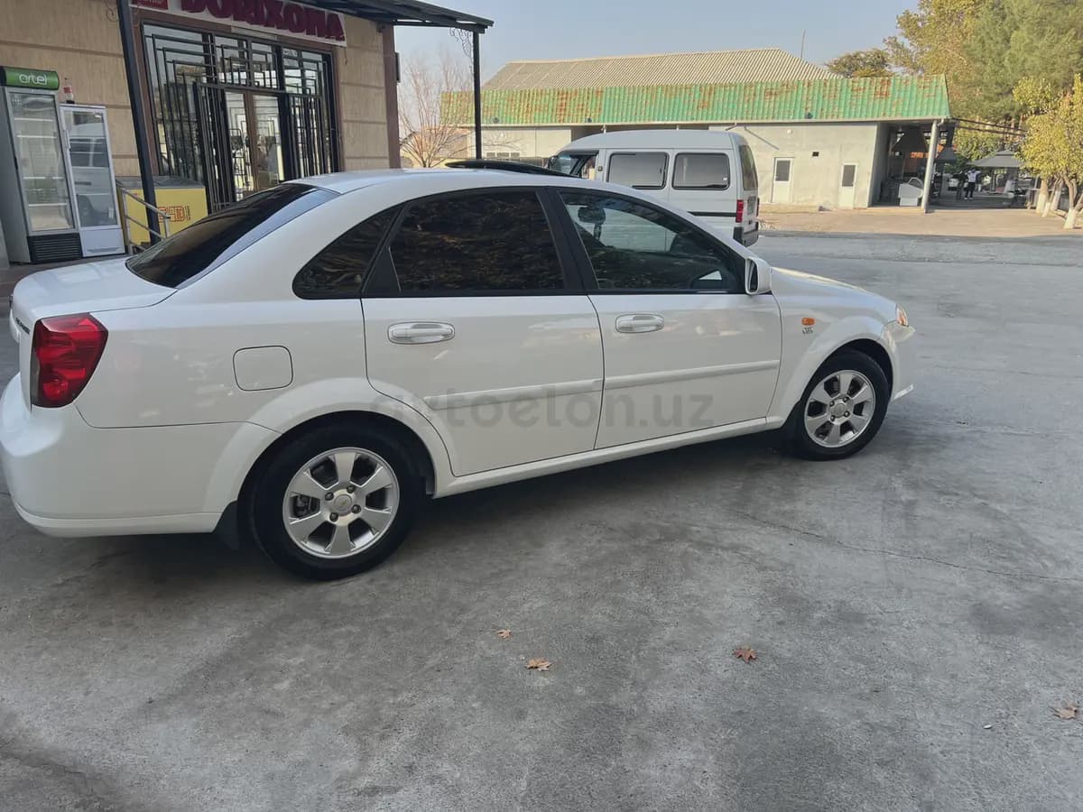 Chevrolet Gentra, 3 позиция 2015 — 3
