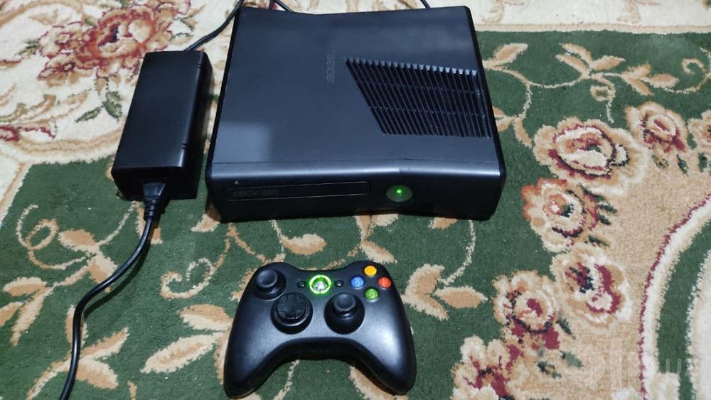 Xbox 360 slim holatiideal wireless controller va blok pitanya komplekt — 1