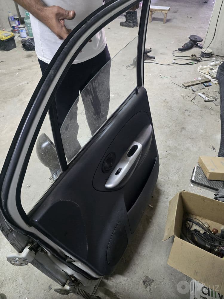 Matiz eshik oldi orqasi — 2