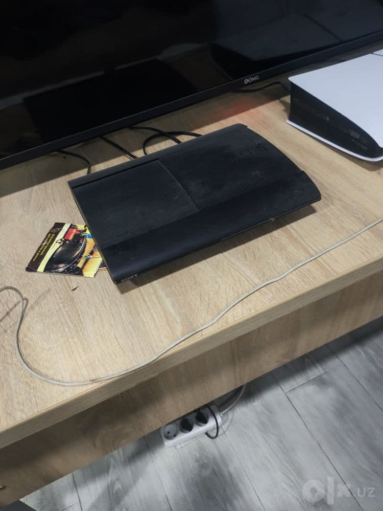 playstation 3 lar sotiladi 4tadan pultlari bor — 4