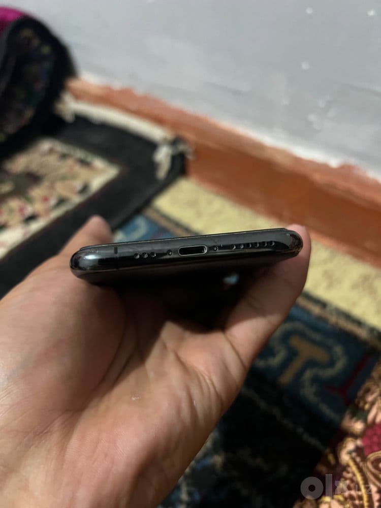 Iphone 11 pro  ideal — 5