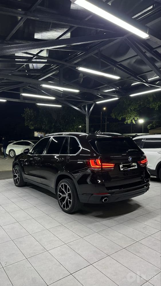 Bmw X5 x drive 35i — 4