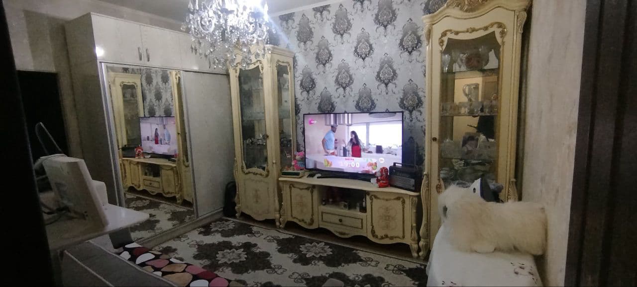 1в2-Комн. 2-Этаж. 38м². Улица Юзработ. — 1