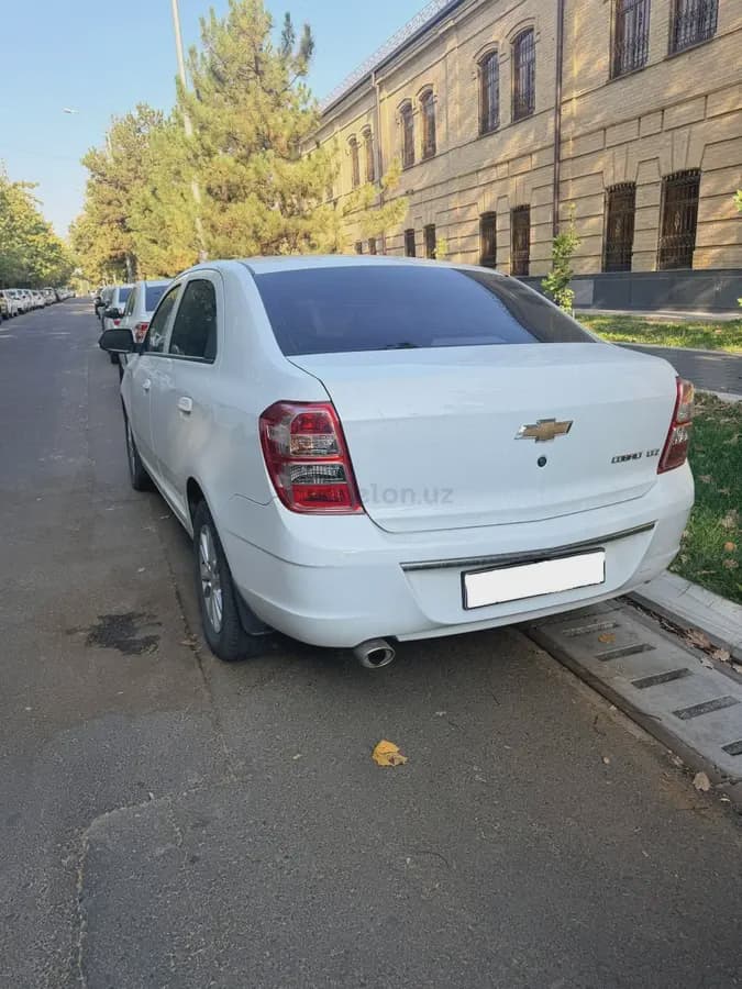 Chevrolet Cobalt, 4 позиция 2021 — 3