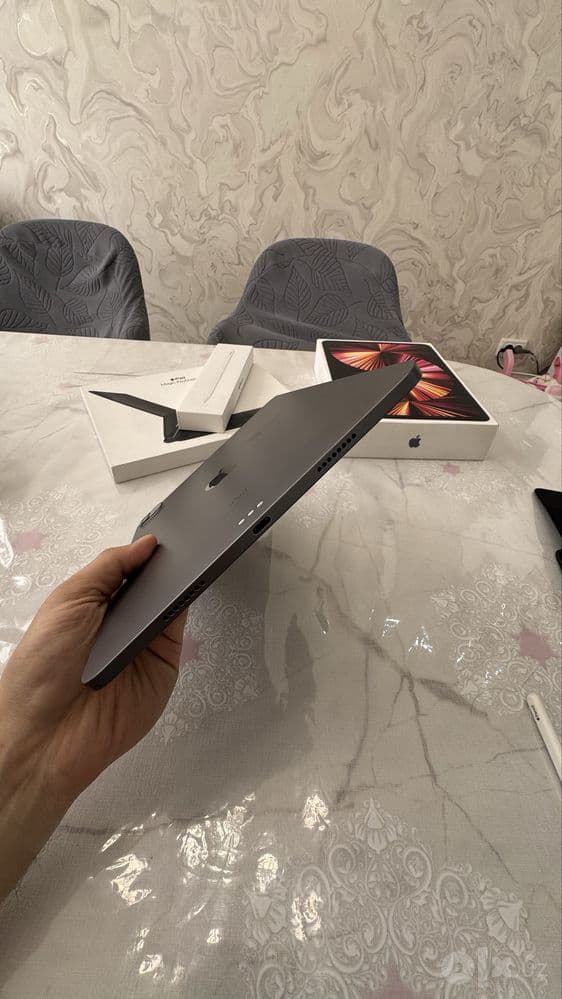 Продам Ipad 11 pro M1 256 GB Wifi фулл комплект — 8